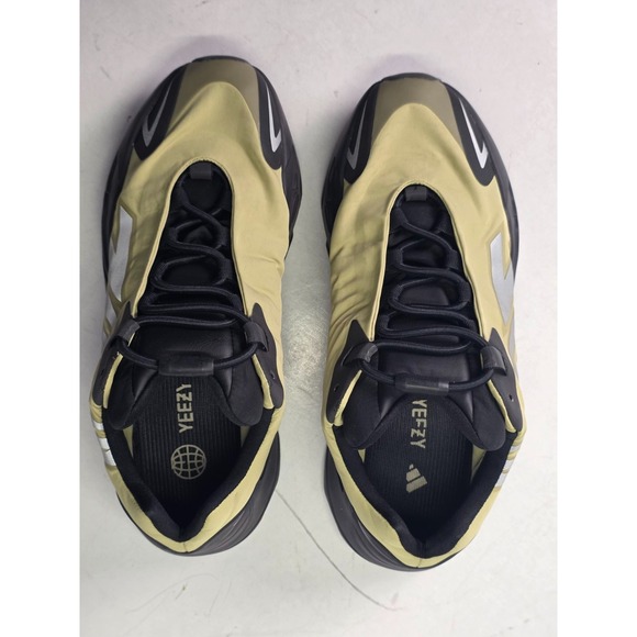 adidas gazelle silver green womens Adidas YEEZY 700 MNVN RESIN  DTLR